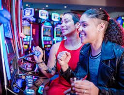 786 slots VIP ကစားသမားများ Gold Diamond အဆင့် Cashback ဆုလာဘ်